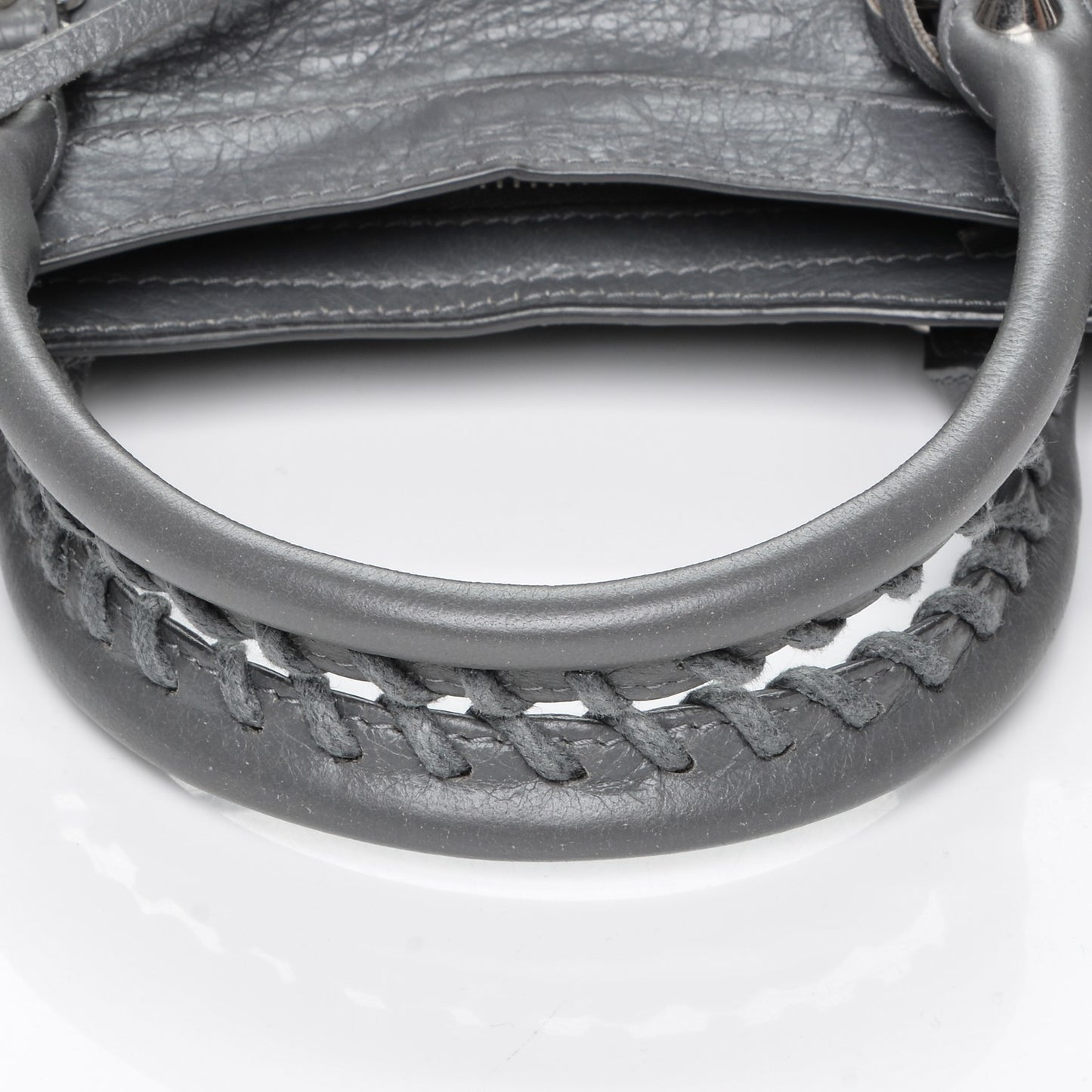 Agneau Silver Metallic Edge Hardware S City Gris Cendre