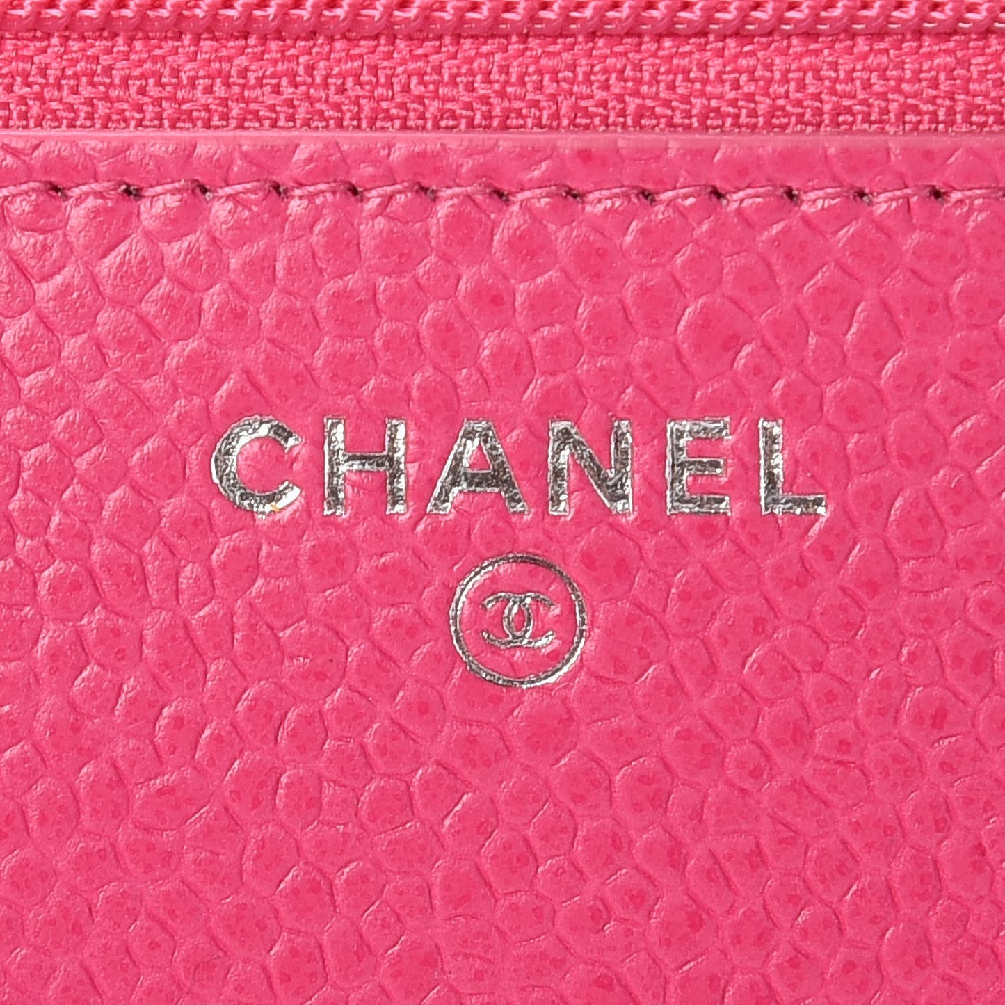 Caviar Quilted Wallet on Chain WOC Pink