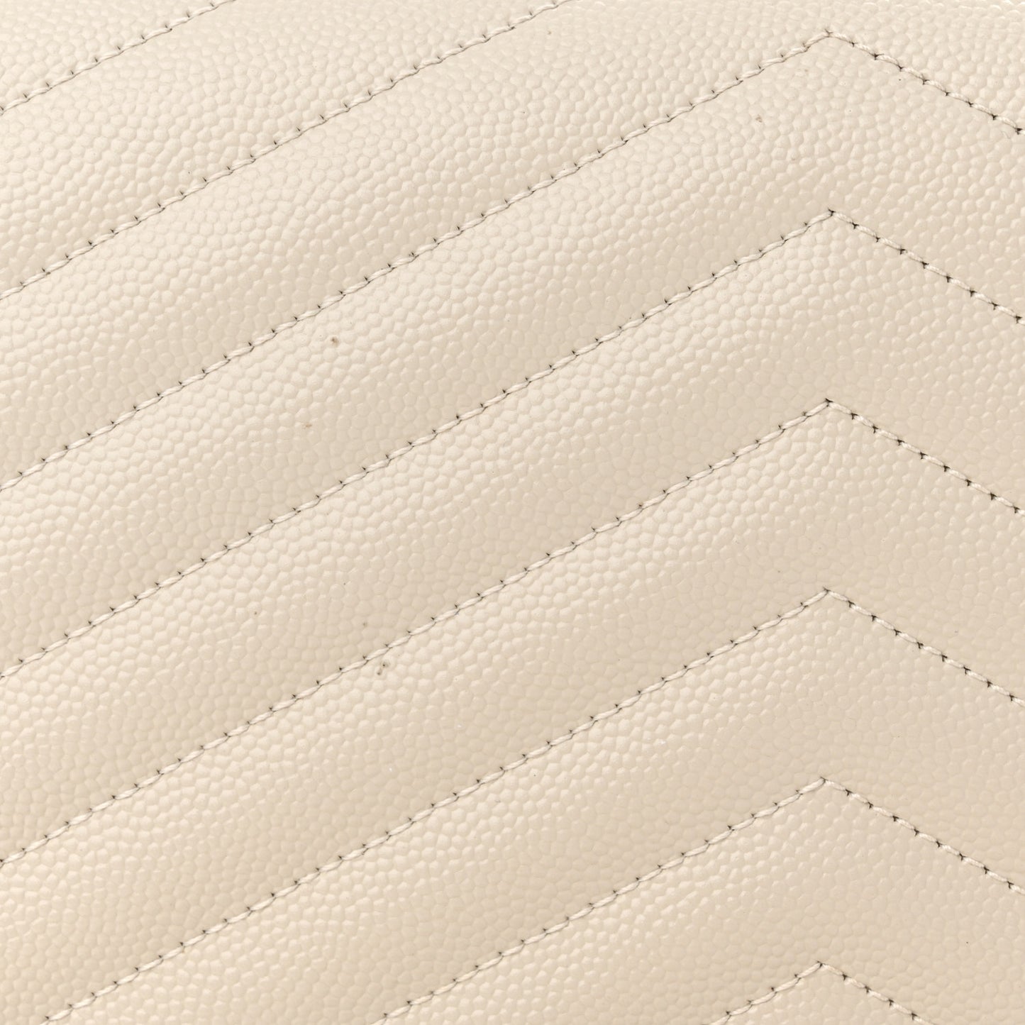 Grain De Poudre Matelasse Chevron Monogram Chain Wallet Crema Soft