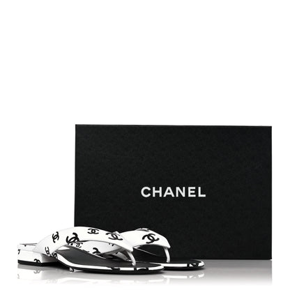 Chanel Lambskin Printed CC Thong Sandals 38 White Black 9 of 9