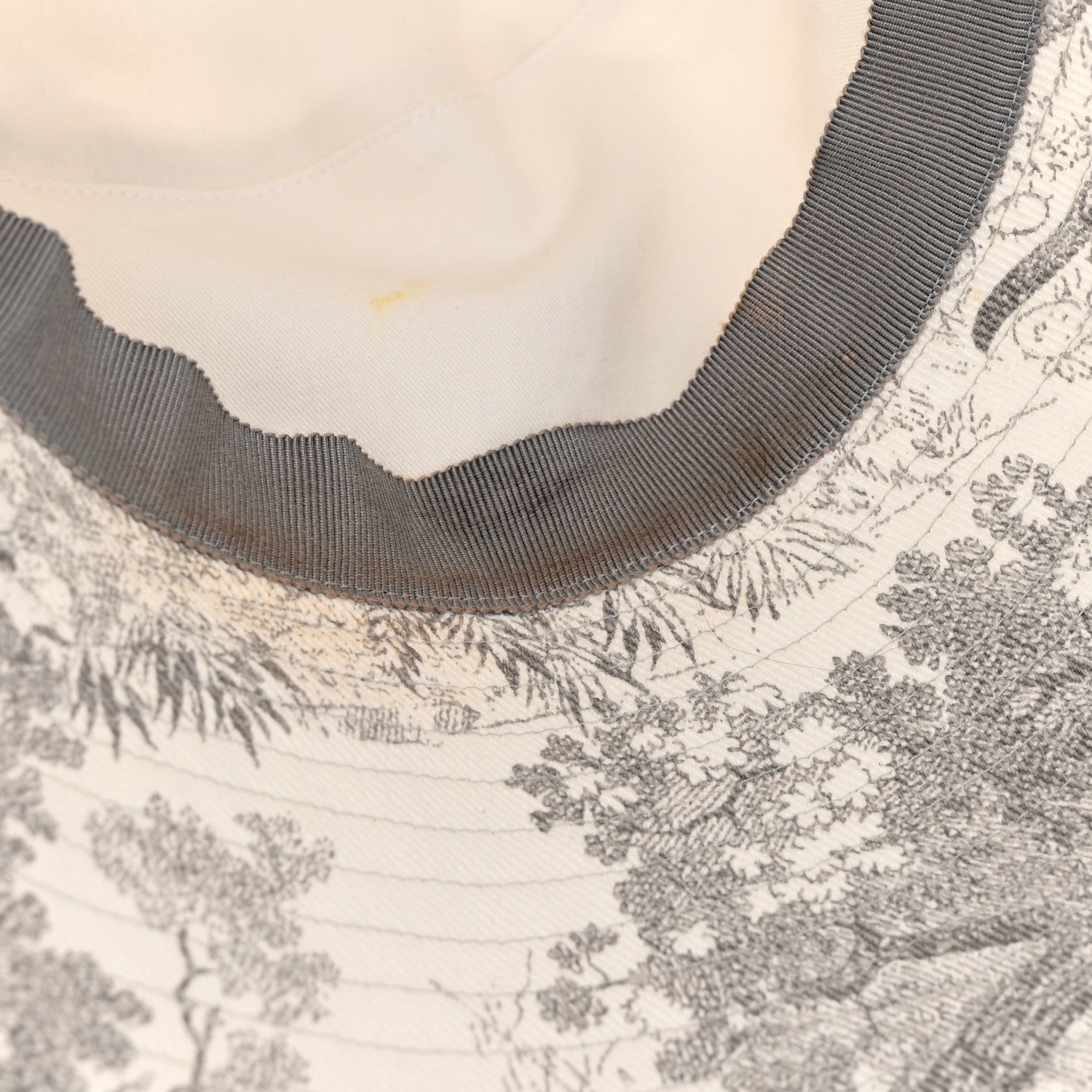Christian Dior Cotton Dioriviera Toile De Jouy Bob Brim Bucket Hat 58 Gray 11 of 12