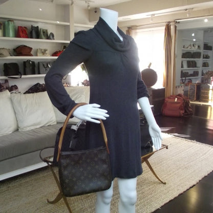 Louis Vuitton Monogram Looping MM 2 of 9