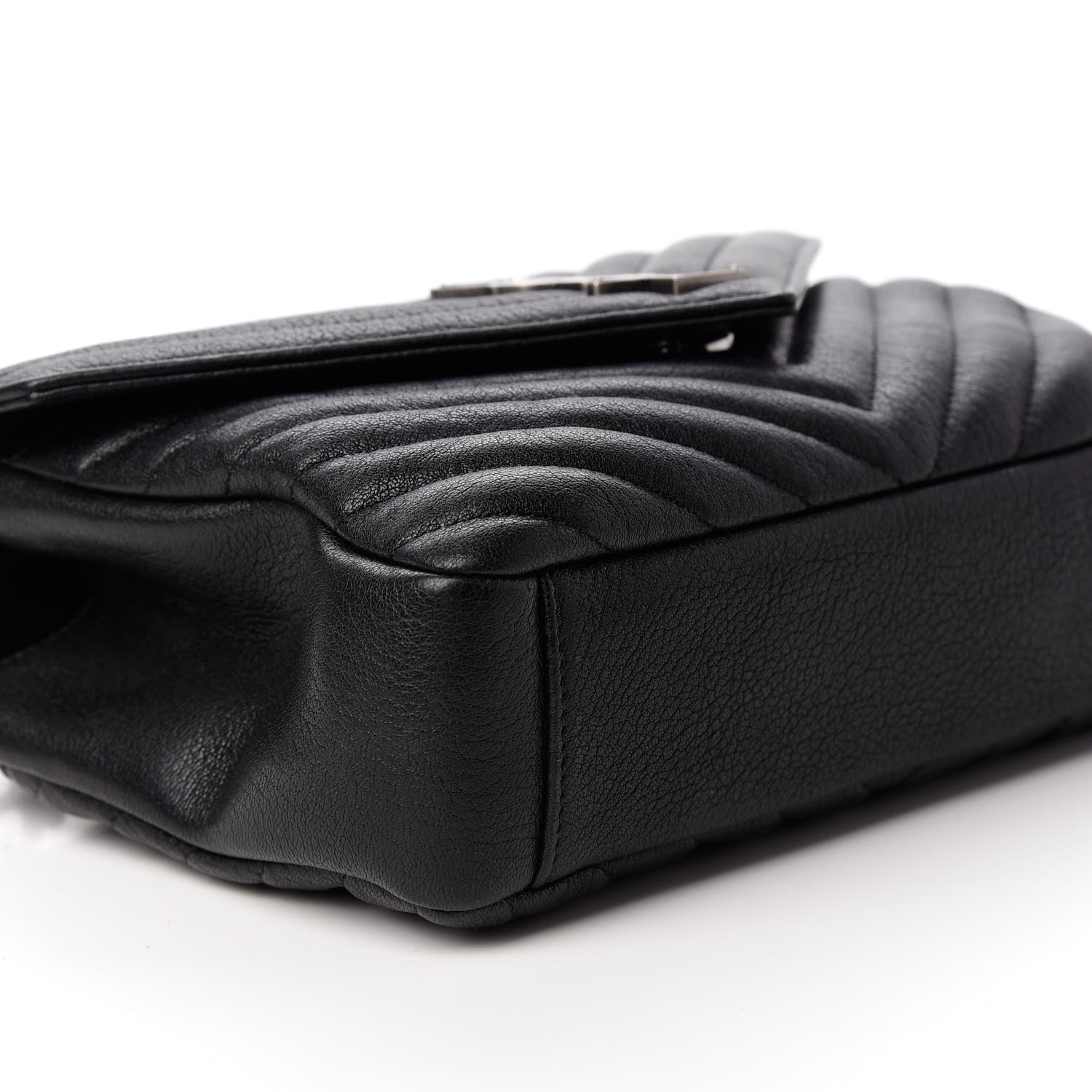 Saint Laurent Sheepskin Matelasse Chevron Monogram Medium College Bag Black 8 of 9