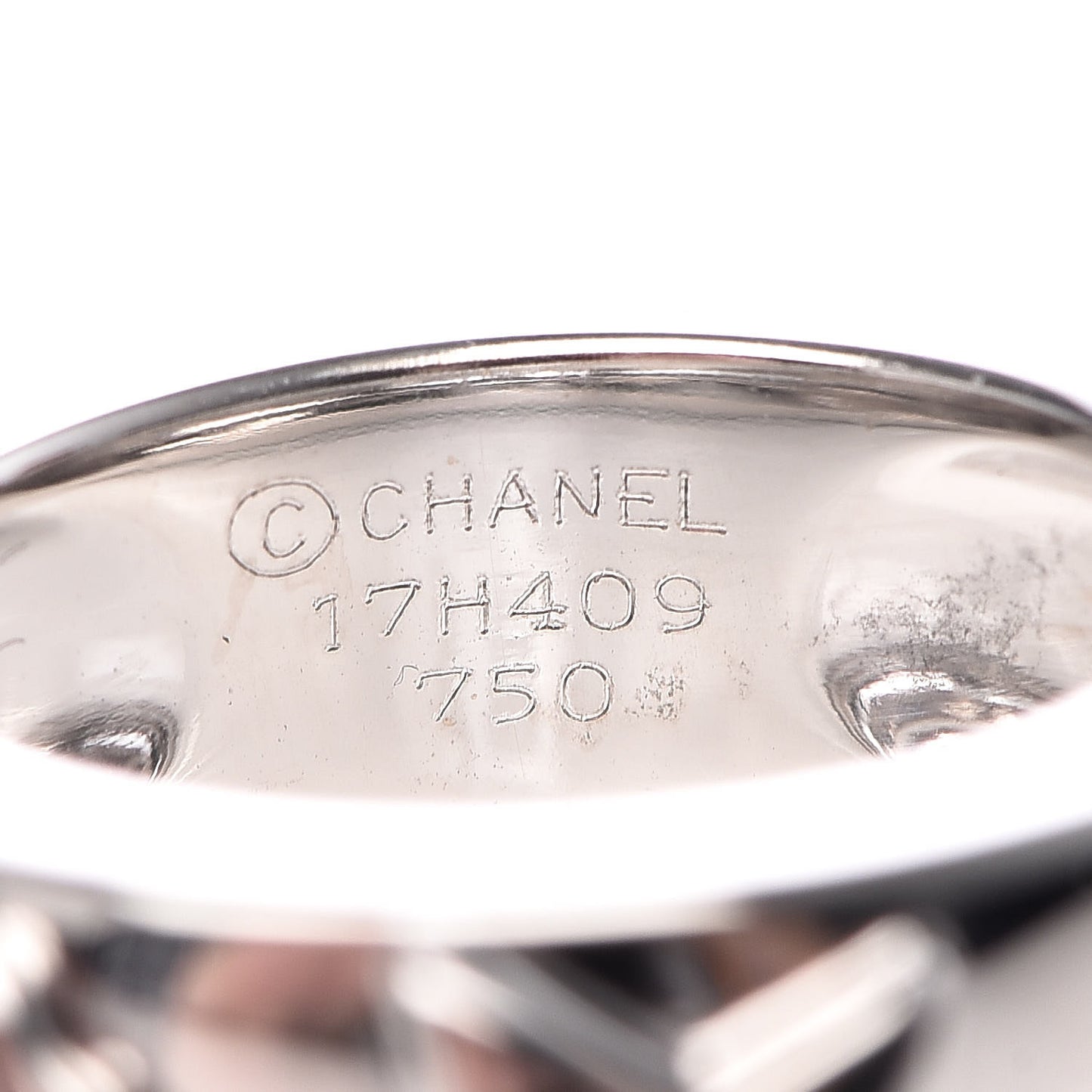 18K White Gold Diamond Camelia Band Ring 49 5