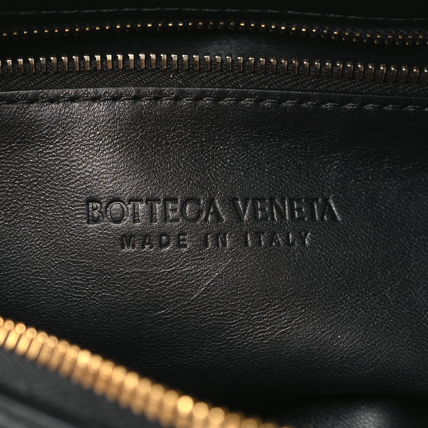 Bottega Veneta Lambskin Maxi Intrecciato Brick Cassette Bag Black 6 of 11