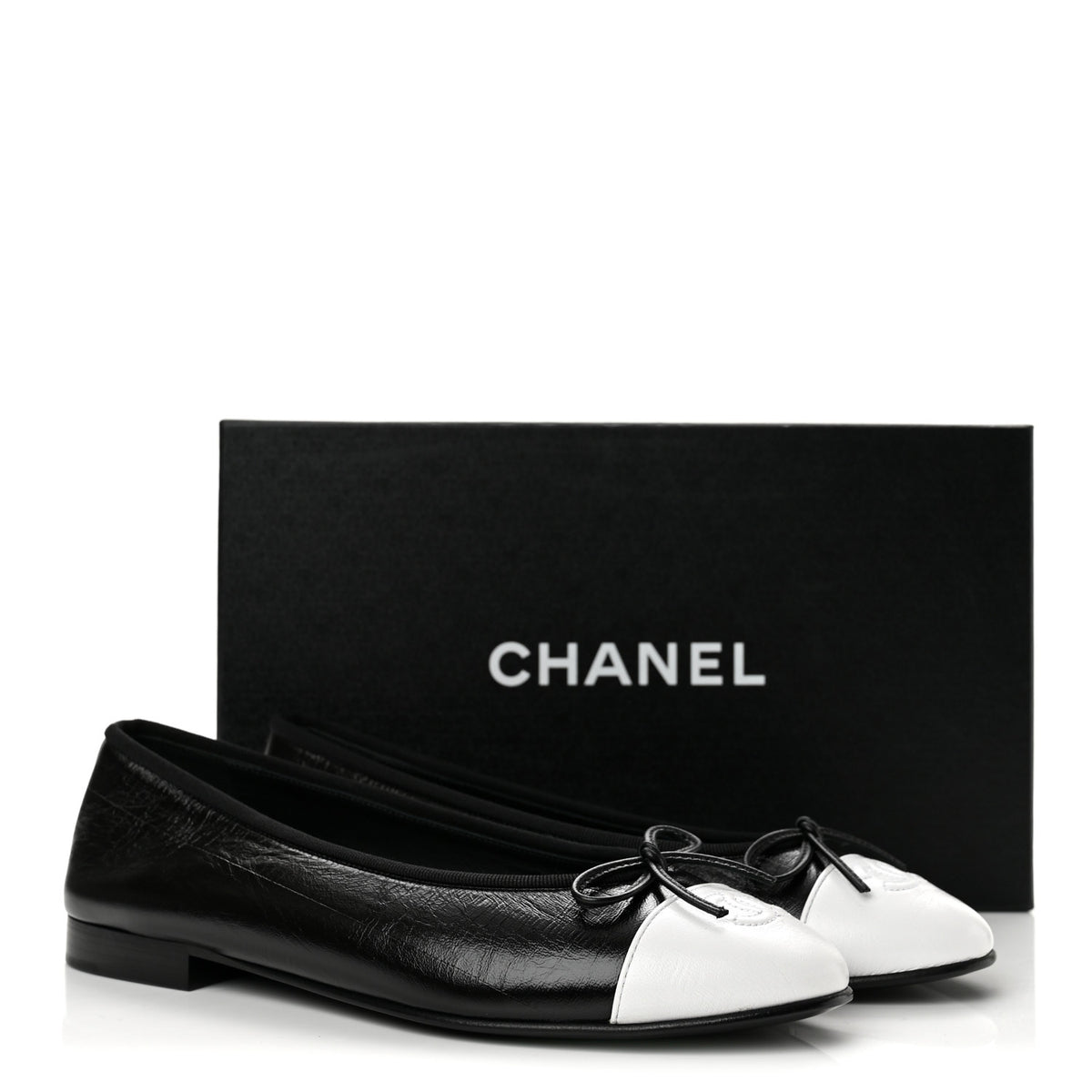 Chanel Crumpled Shiny Lambskin CC Cap Toe Ballerina Flats 39 Black White 10 of 10