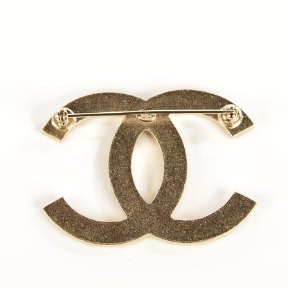 Chanel Lucky Symbols CC Brooch Light Gold 4 of 7