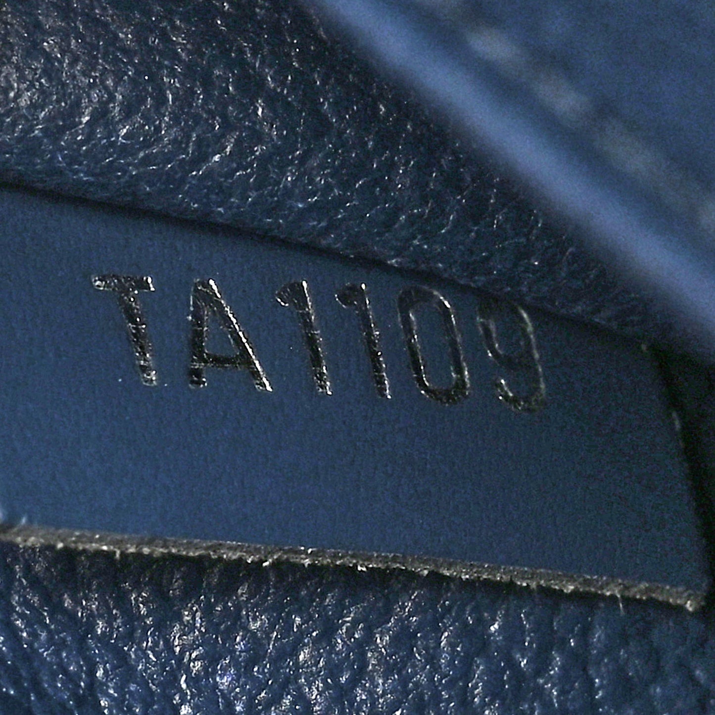 Epi Toiletry Pouch 26 Indigo