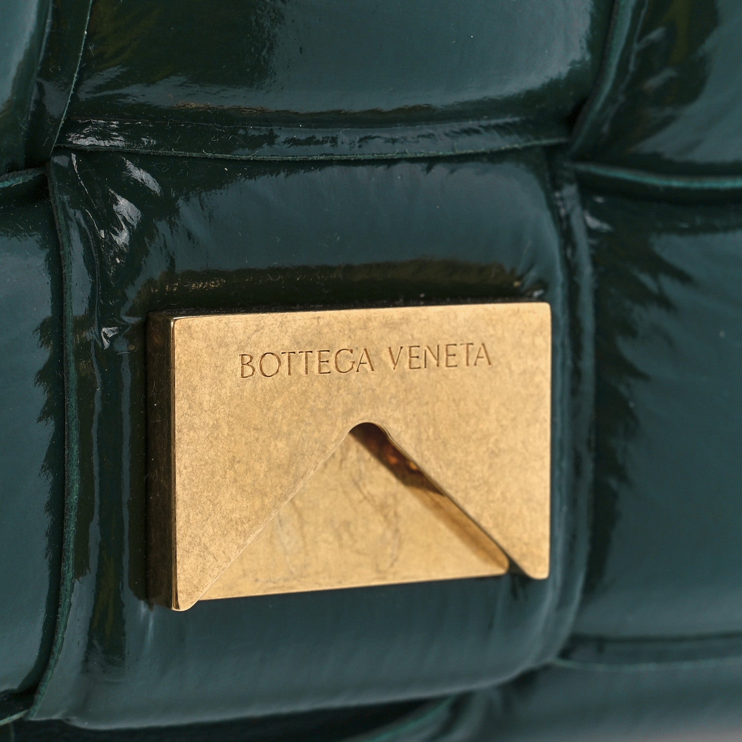 Bottega Veneta Textured Deerskin Maxi Intrecciato Padded Cassette Crossbody Bag Raintree 7 of 11