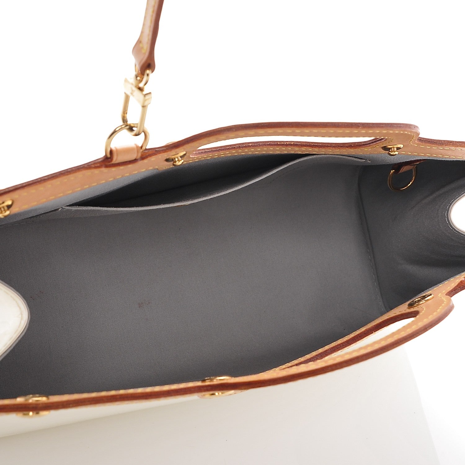 Louis Vuitton Vernis Roxbury Drive Perle 5 of 7