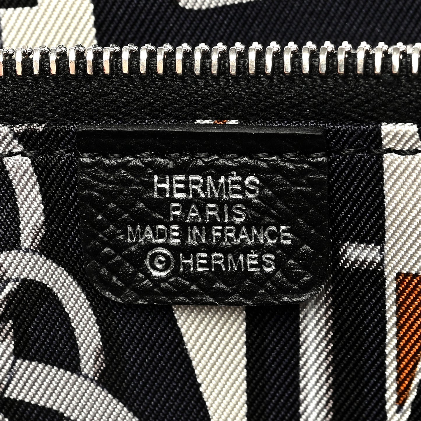 Epsom Silk'In Wallet Black