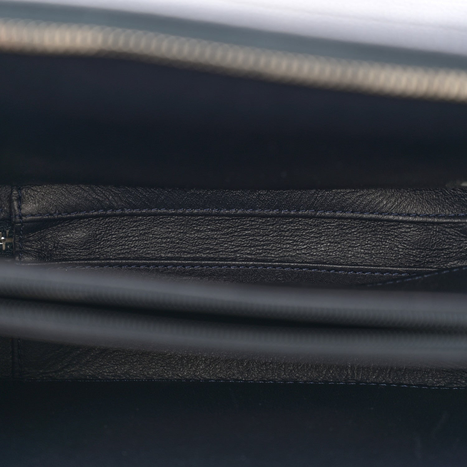 Chanel Caviar Quilted Striped Medium CC Filigree Vanity Case Navy White 5 of 10