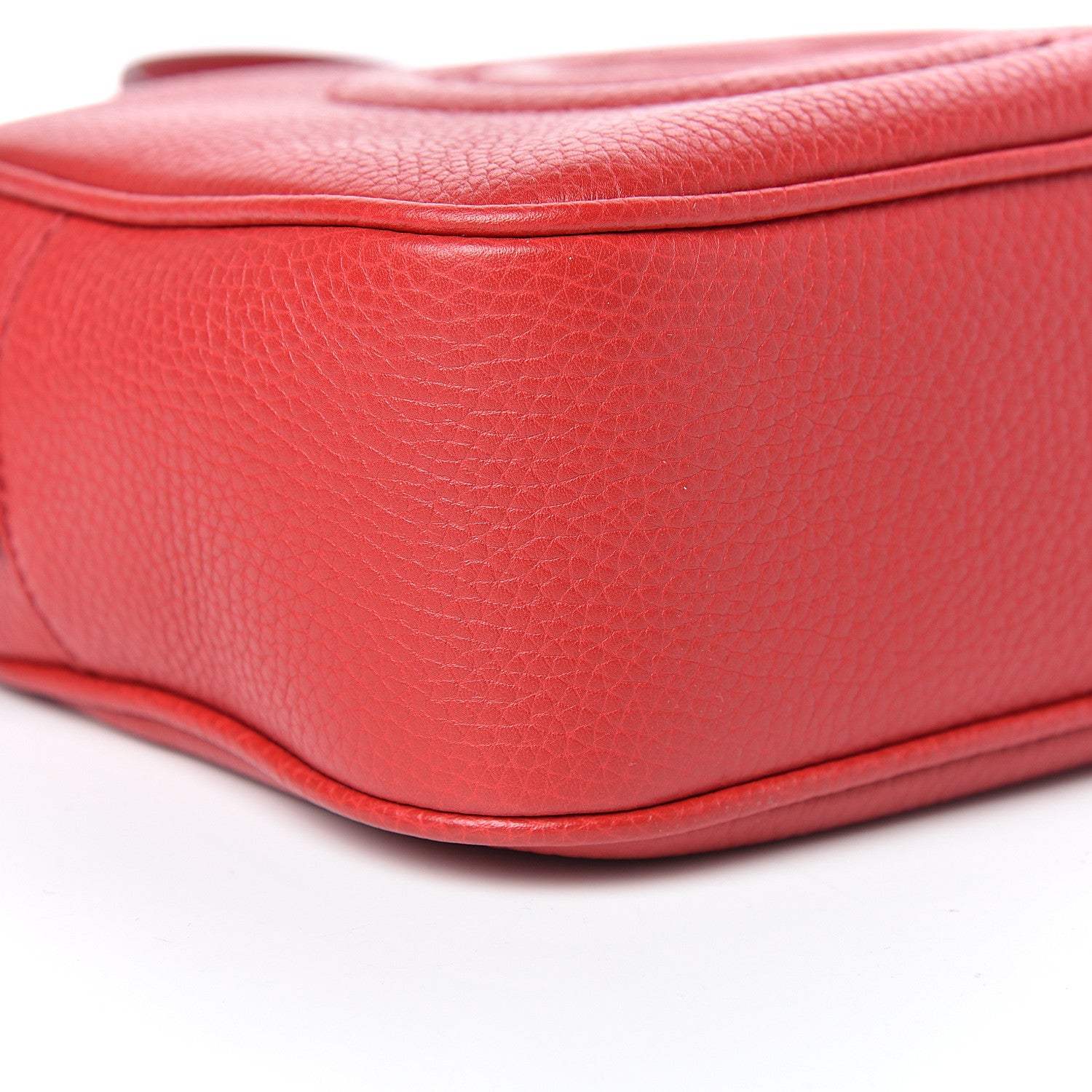 Gucci Pebbled Calfskin Small Soho Disco Bag Tabasco Red 9 of 10