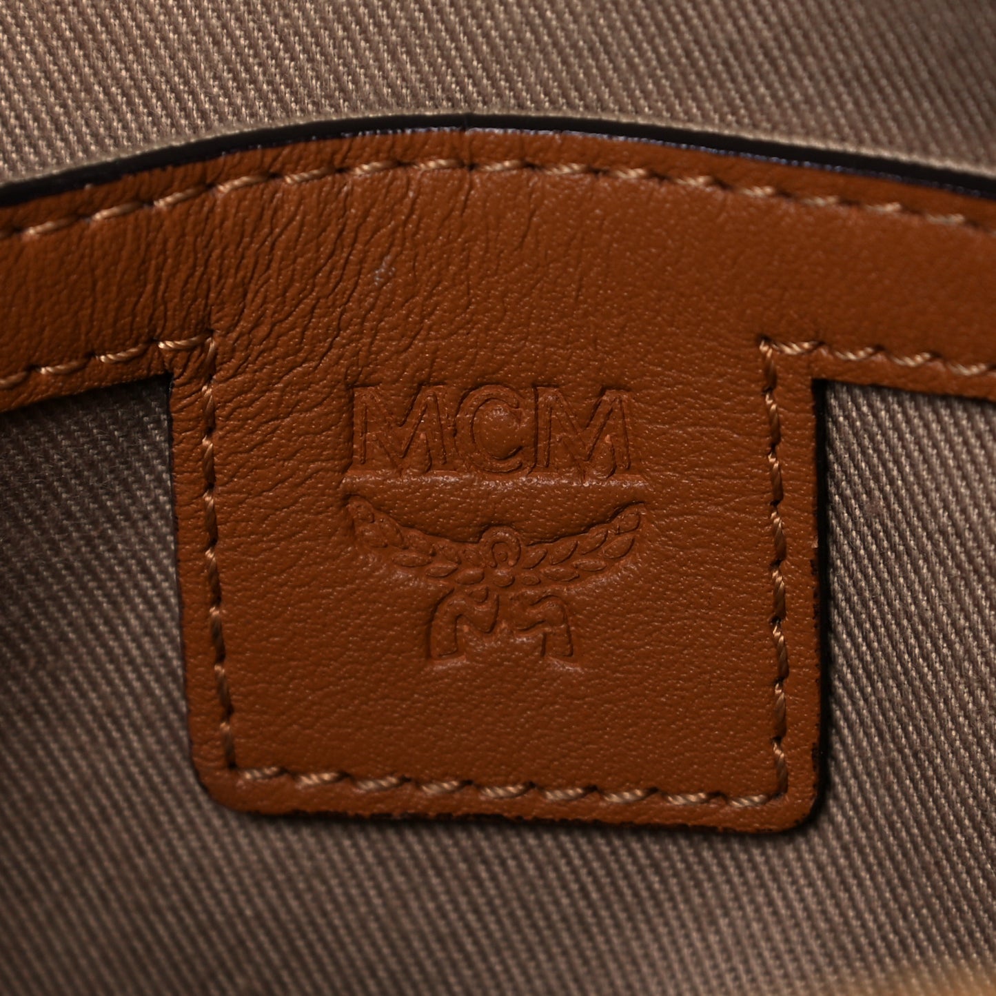 Visetos Camera Crossbody Bag Cognac