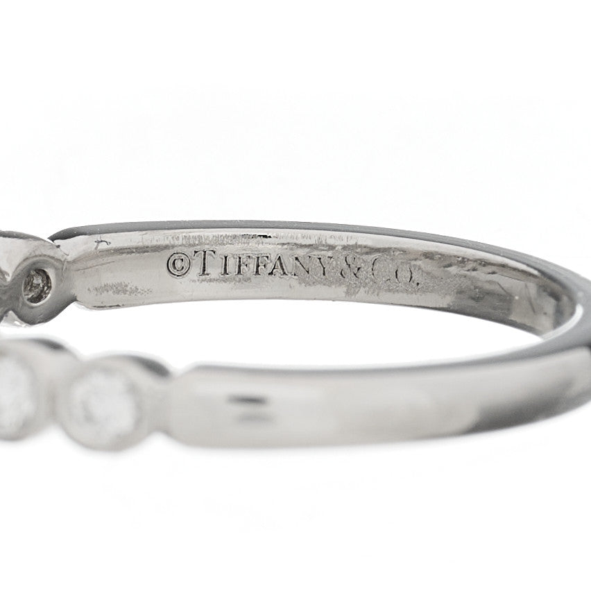Platinum Diamond Jazz Graduated Band Ring 53 6.5