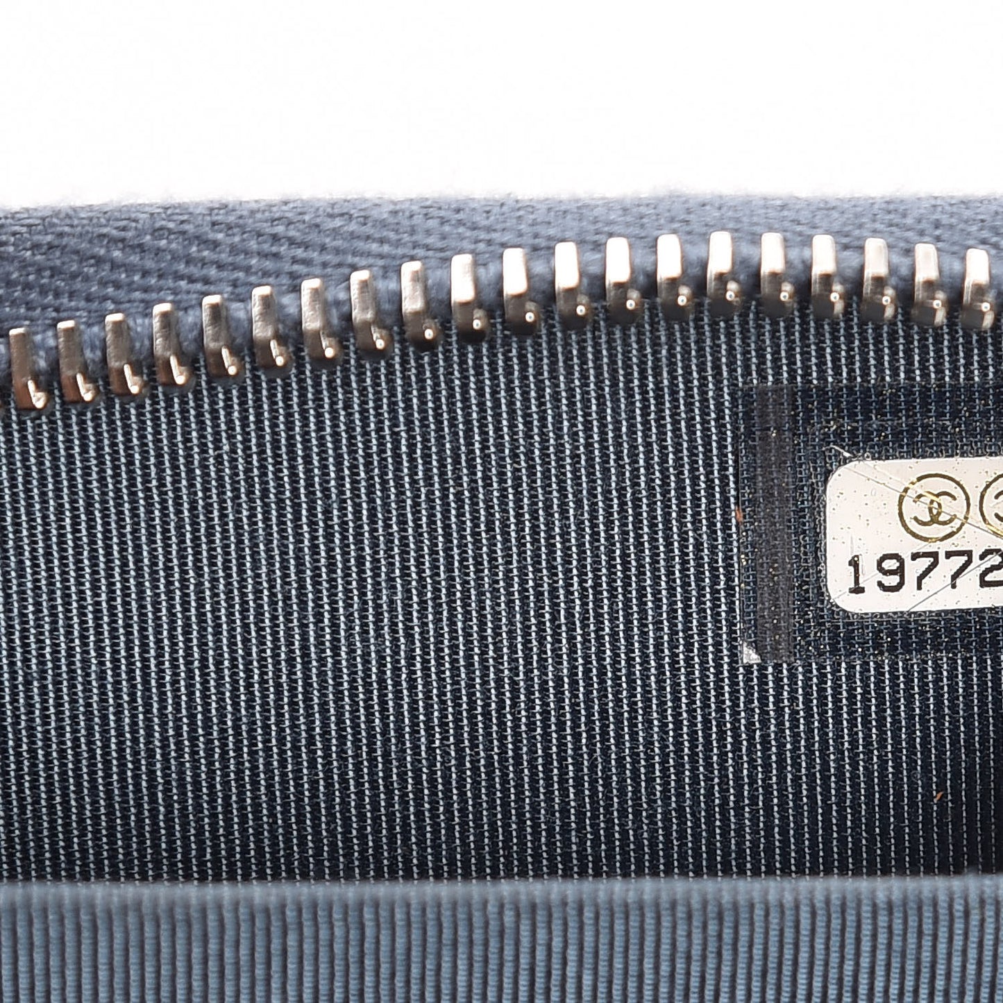 Caviar Quilted Zip Coin Purse Blue