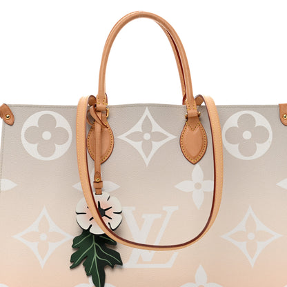 Louis Vuitton Monogram Giant By The Pool OnTheGo GM Brume 5 of 10