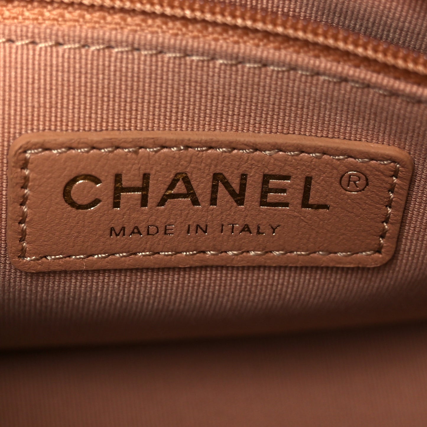 Shiny Lambskin Quilted Shiny Coco Clutch With Chain Dark Beige