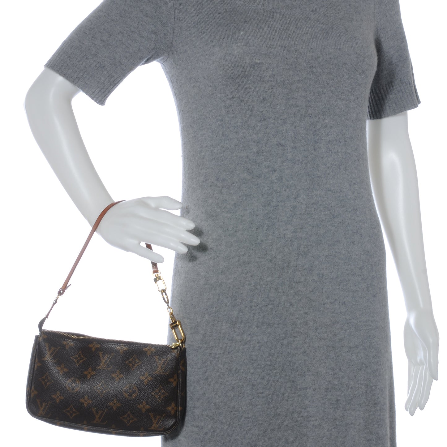 Monogram Pochette Accessories w Extender