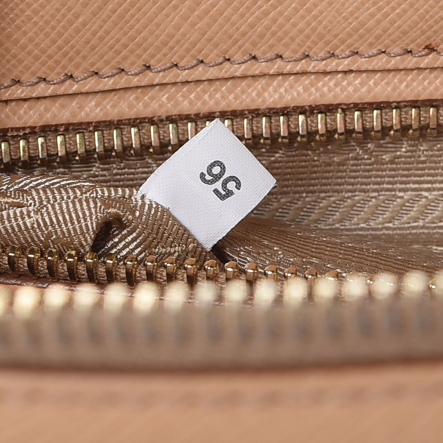 Saffiano Large Galleria Double Zip Tote Sabbia