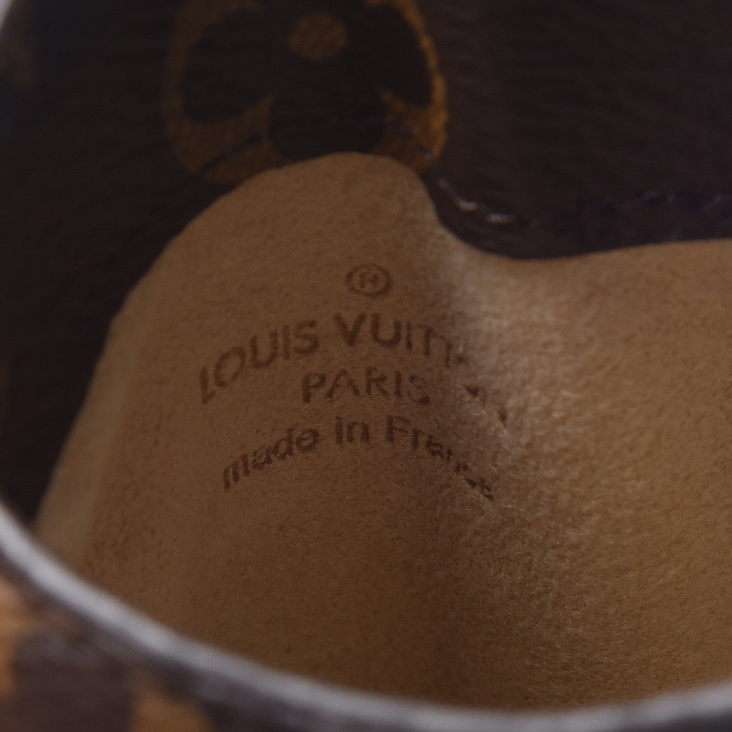 Louis Vuitton Monogram Sunglasses Case MM 6 of 10