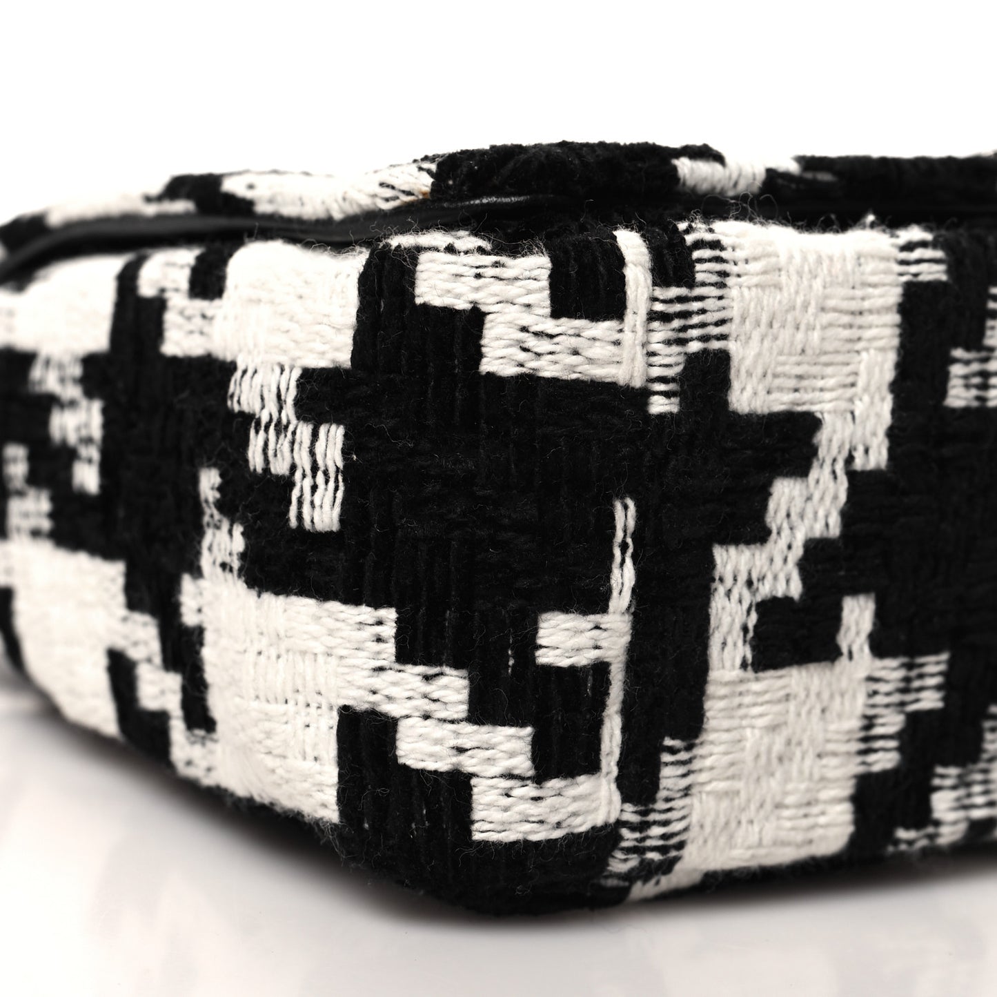 Tweed Macro Houndstooth Small Caro Bag Black White