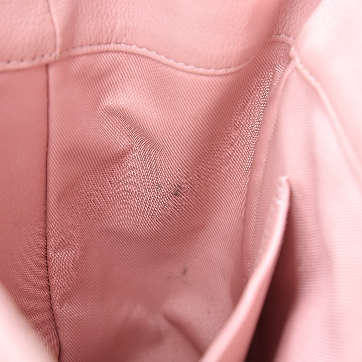 Calfskin Lockme PM Rose Ballerine