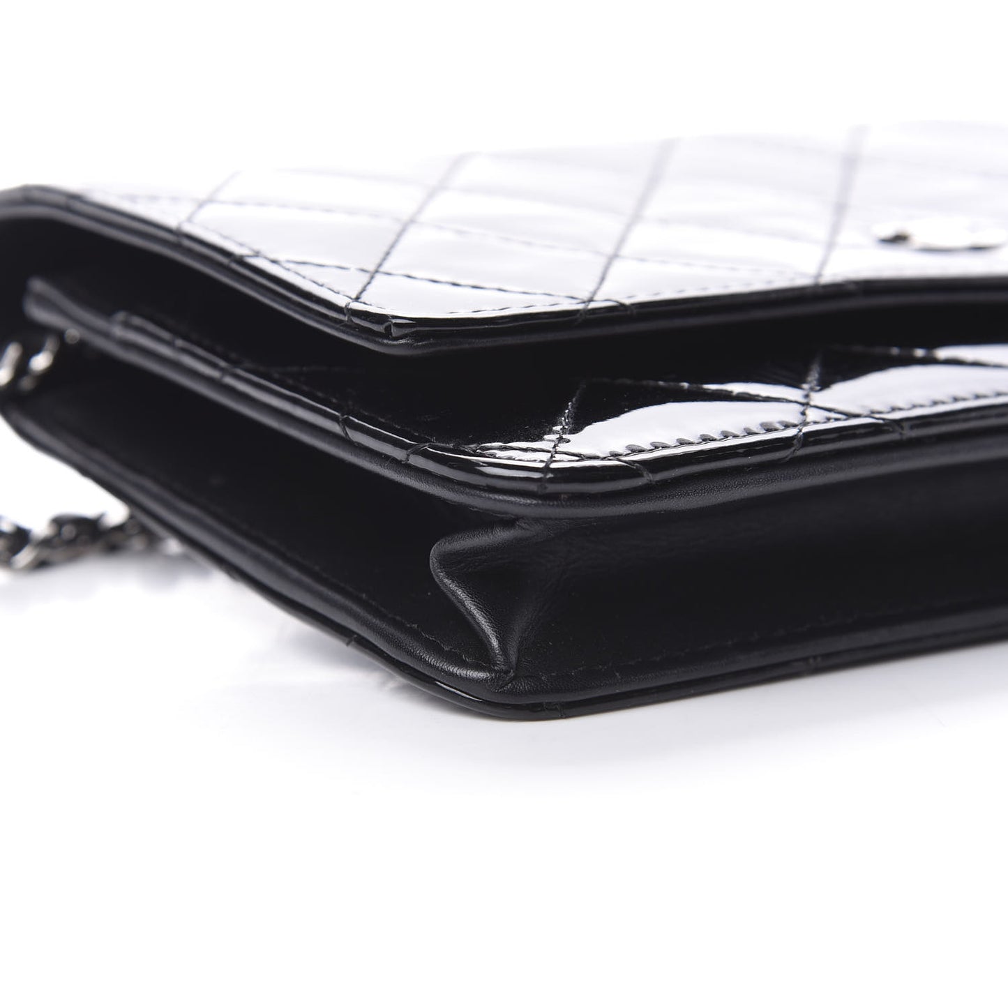 Patent Quilted Wallet On Chain WOC Black