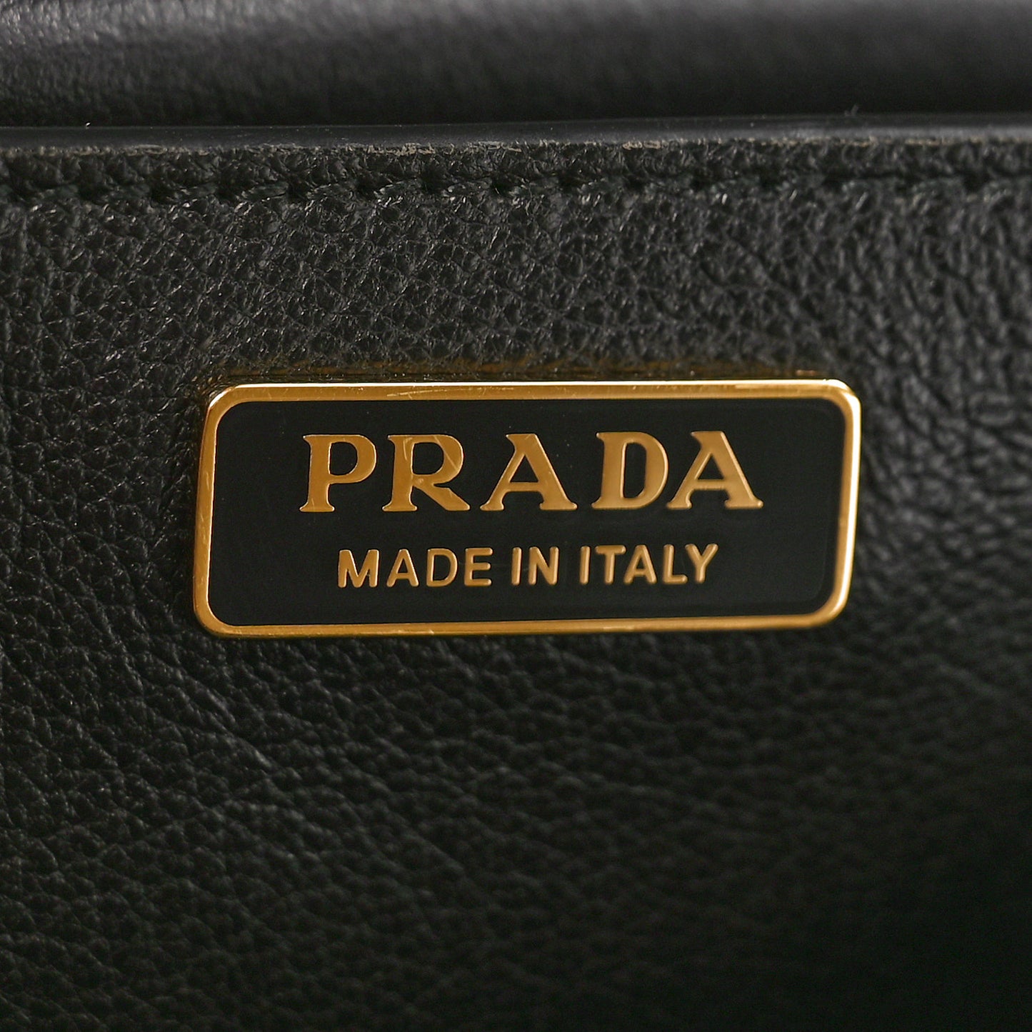 City Calf Saffiano Cahier Bag Black
