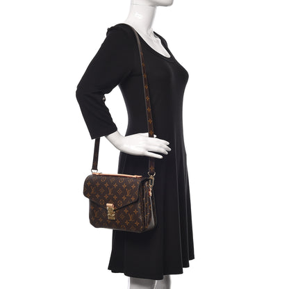 Louis Vuitton Monogram Pochette Metis 2 of 10