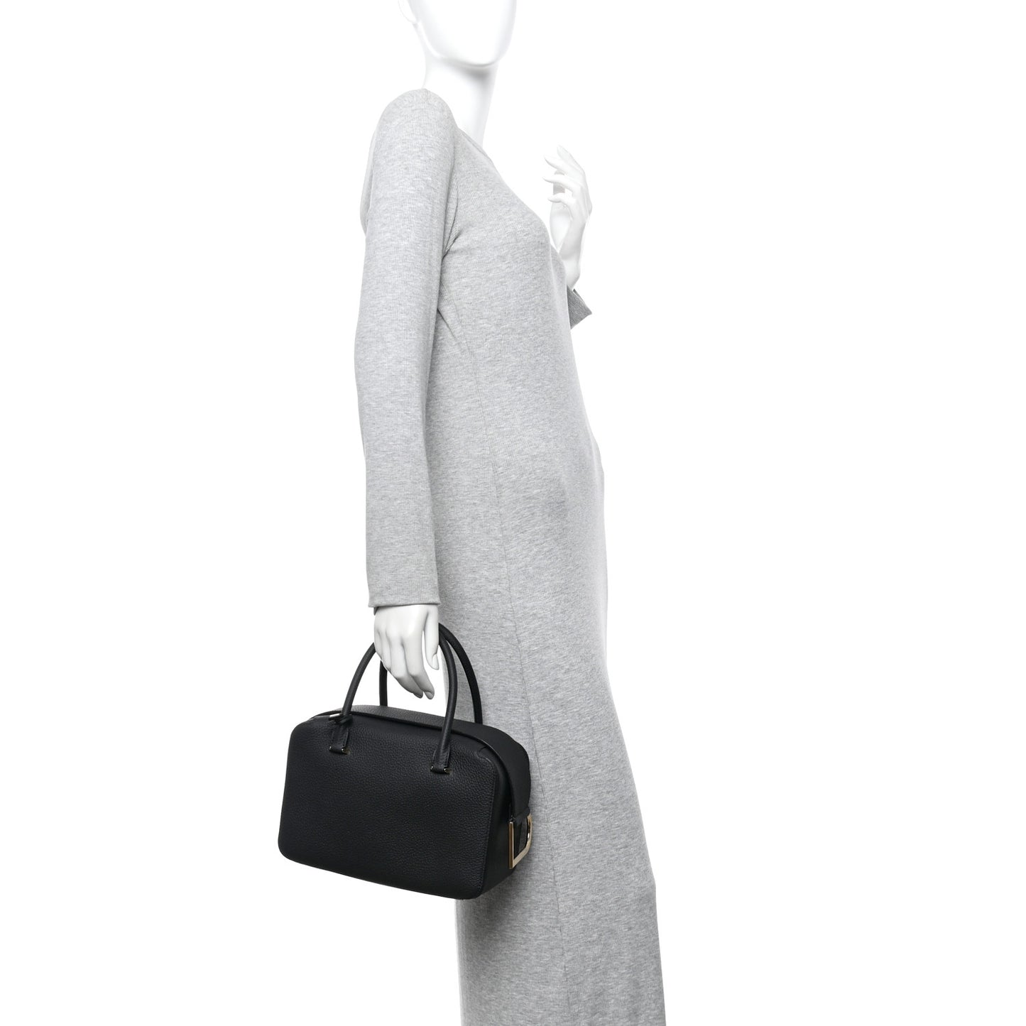 Taurillon Soft Cool Box MM Satchel Black