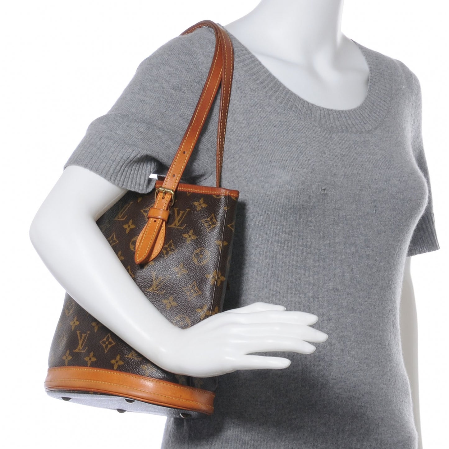 Monogram Petit Bucket 23
