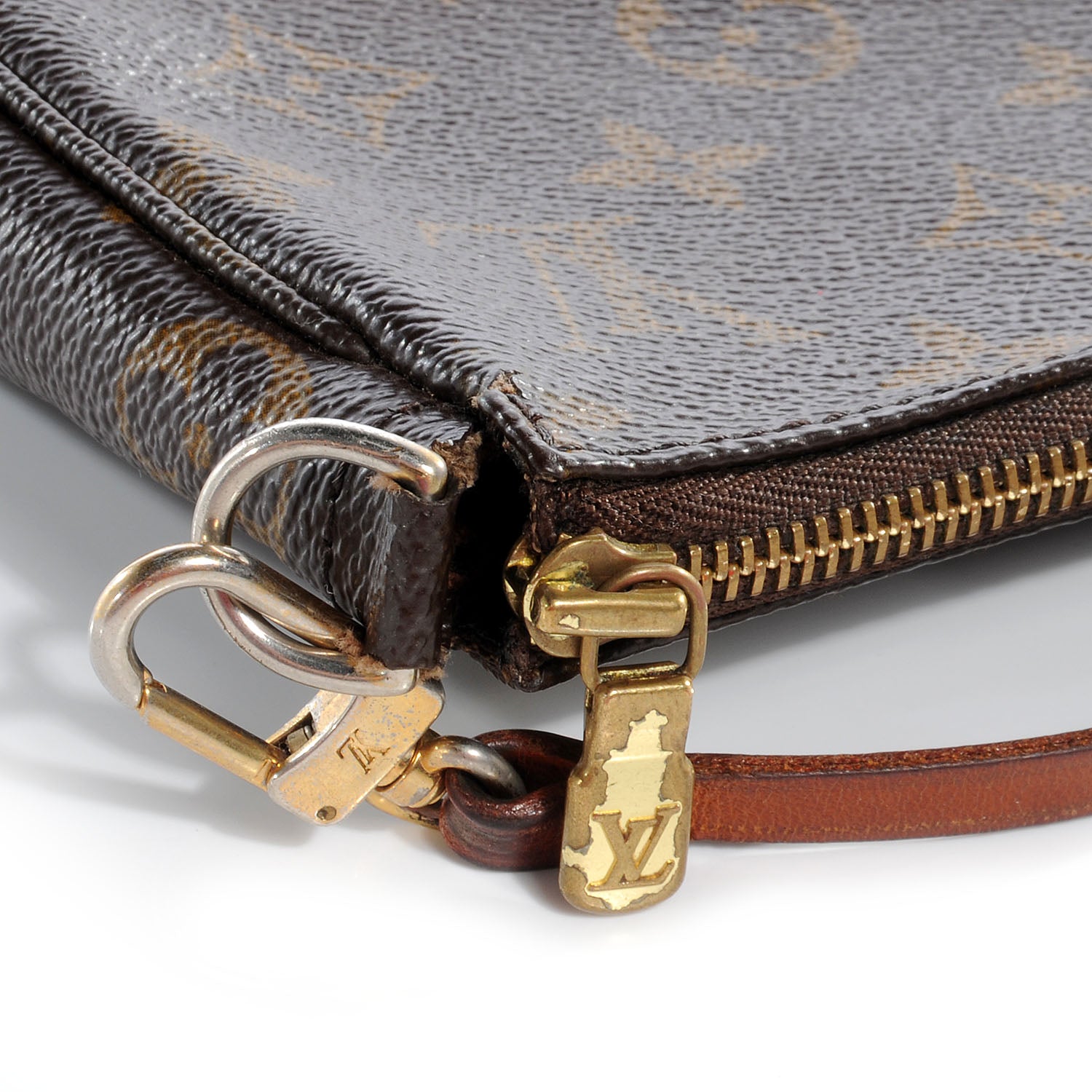 Louis Vuitton Monogram Accessories Pochette 5 of 8