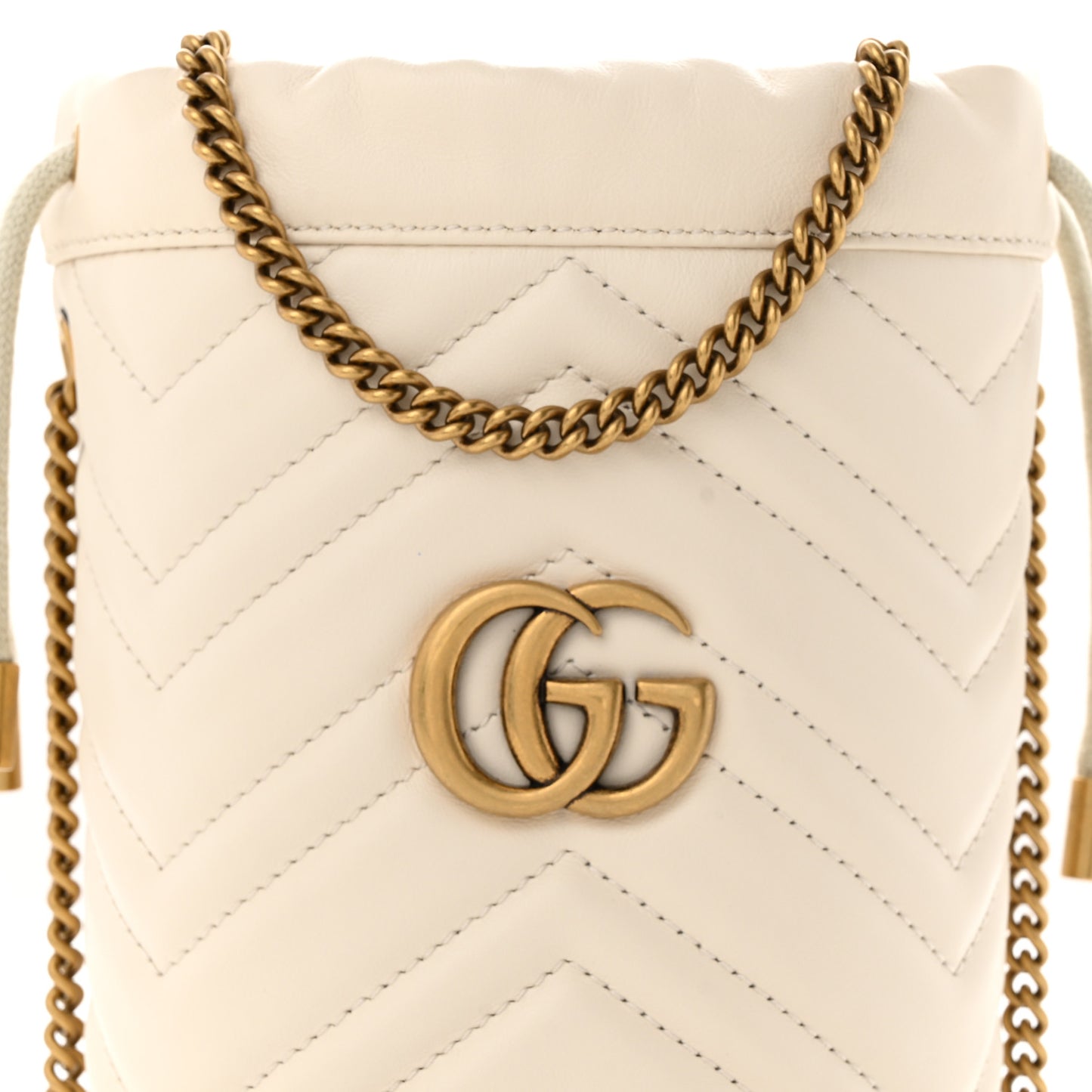 Calfskin Matelasse Mini GG Marmont 2.0 Bucket Bag White
