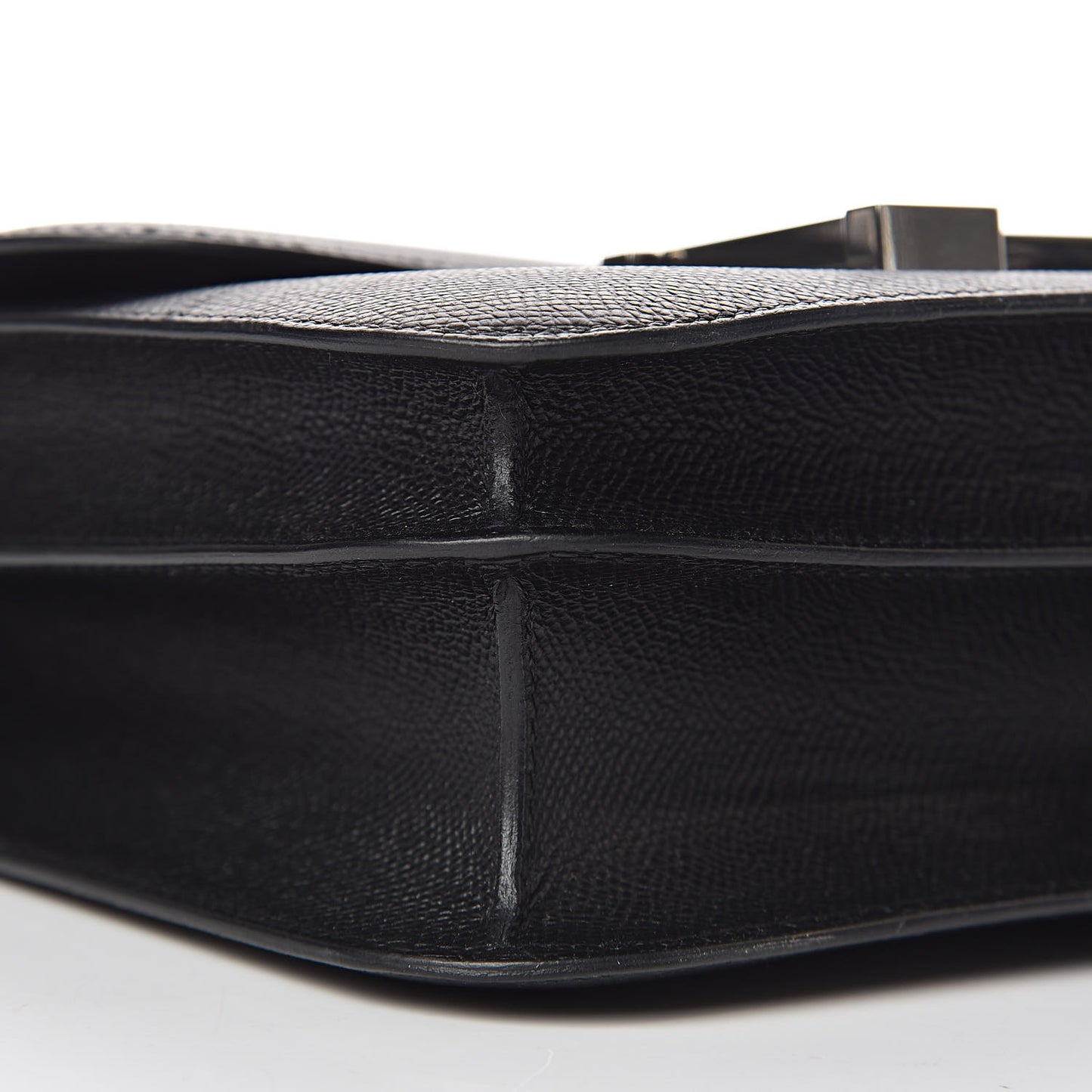 Epsom Constance 24 Black