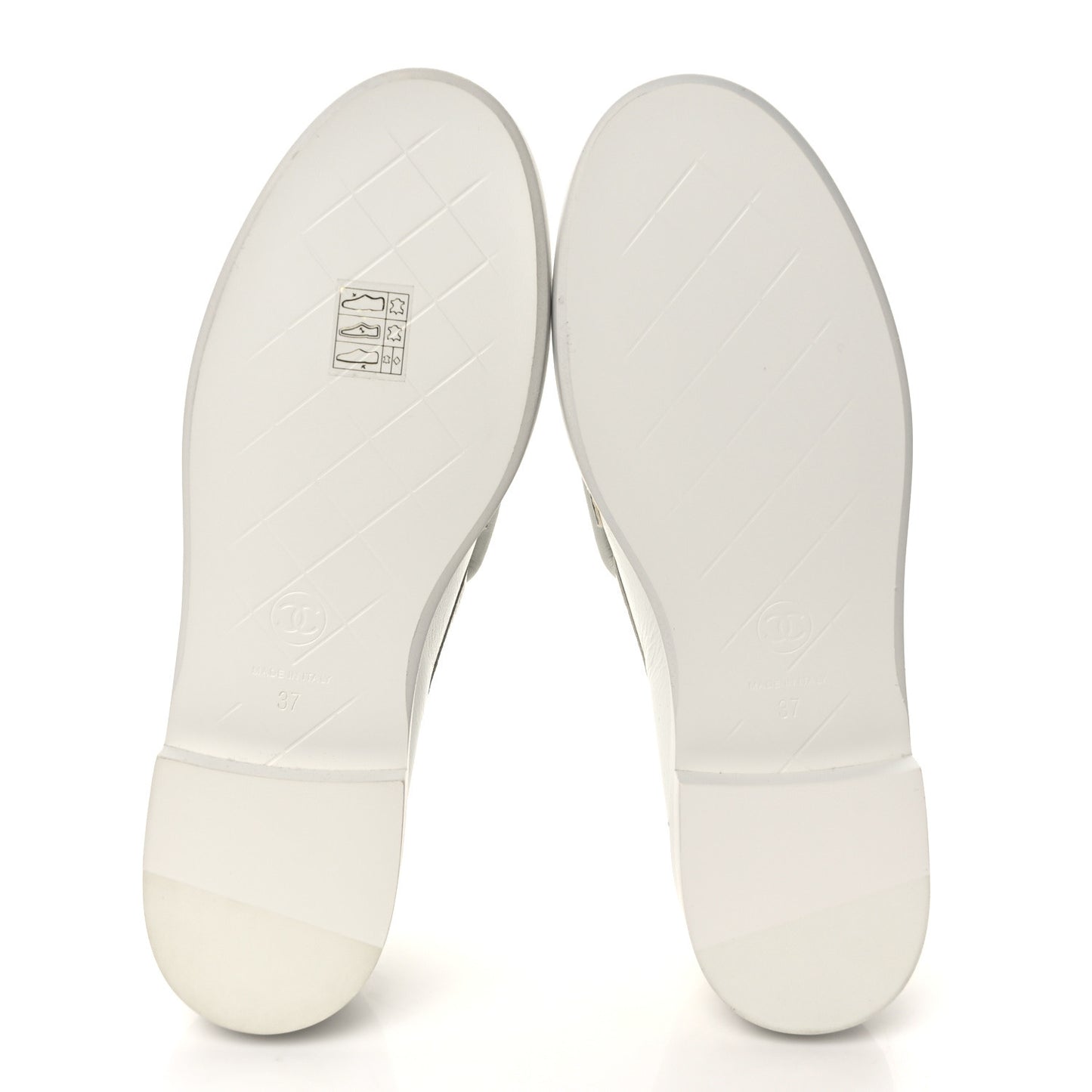 Lambskin Quilted CC Turnlock Loafers 37 White