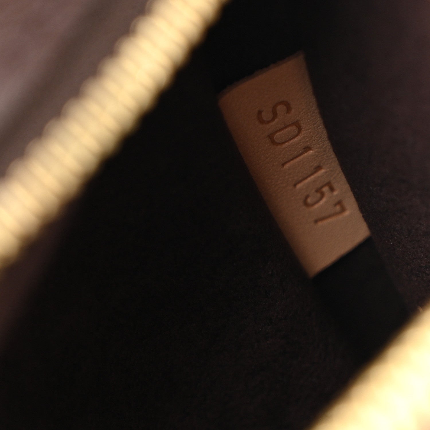 Louis Vuitton Monogram Pochette Metis 7 of 10