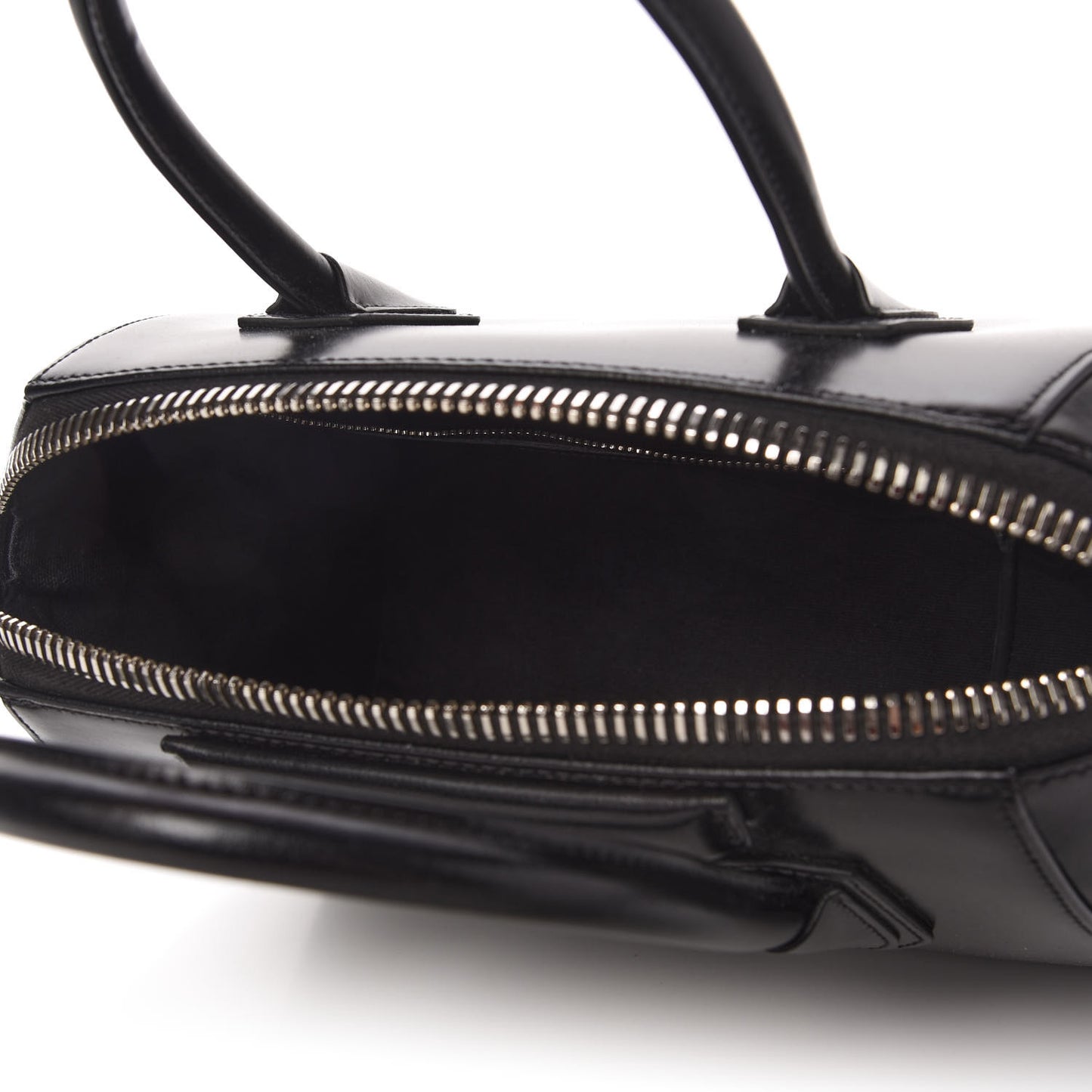 Shiny Lord Calfskin Small Antigona Black