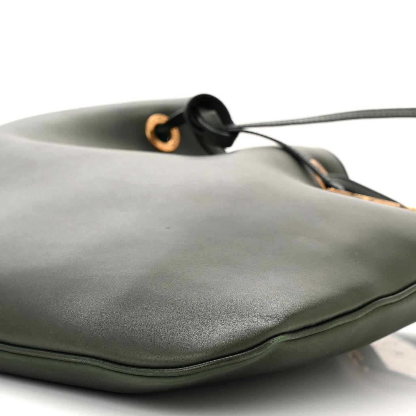 Calfskin Medium Paris VII Flat Hobo New Vert Fonce