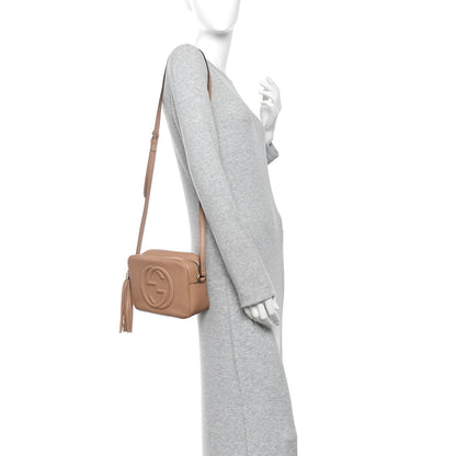 Gucci Pebbled Calfskin Small Soho Disco Bag Camelia Camelia 2 of 11