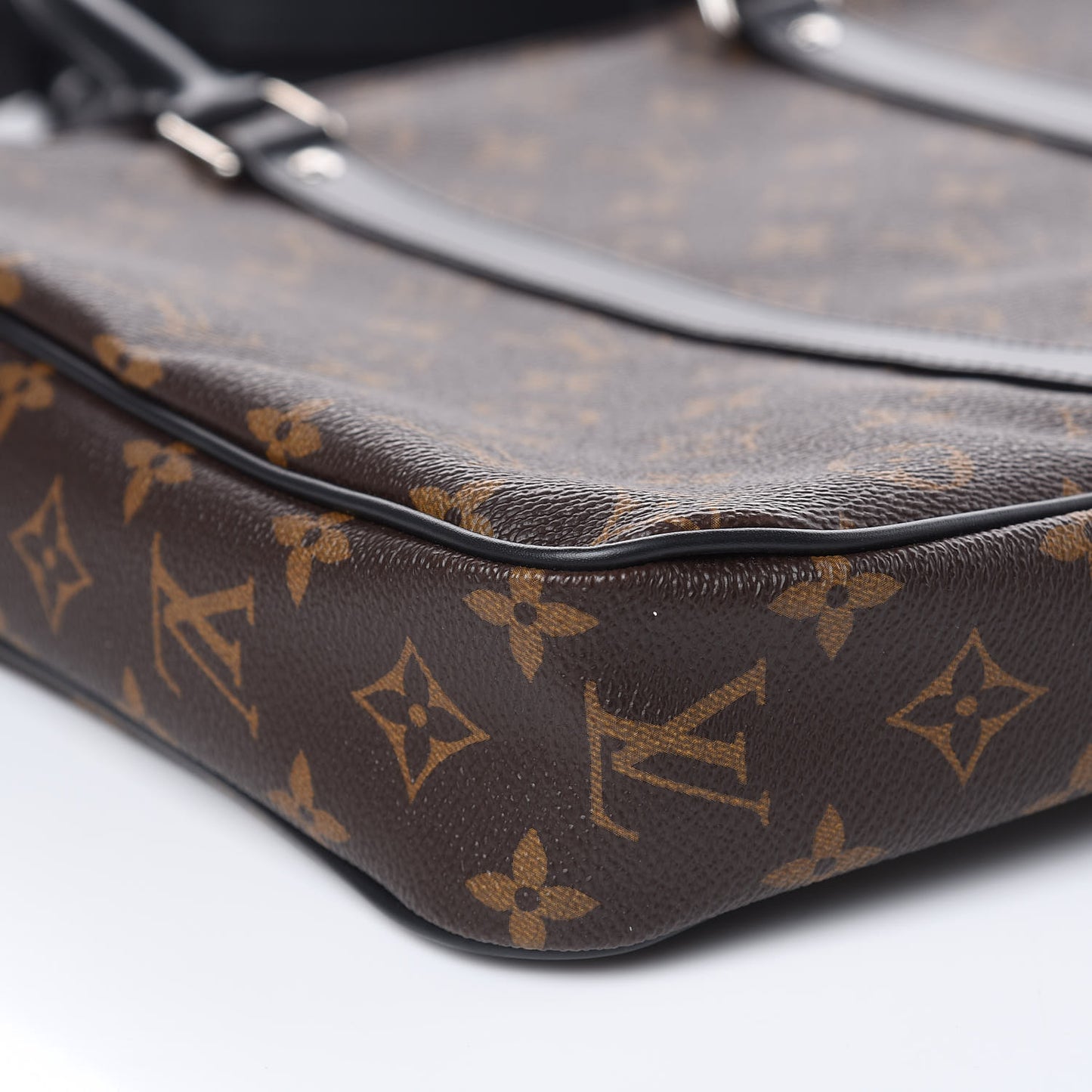 Monogram Macassar Porte-Documents Voyage PM