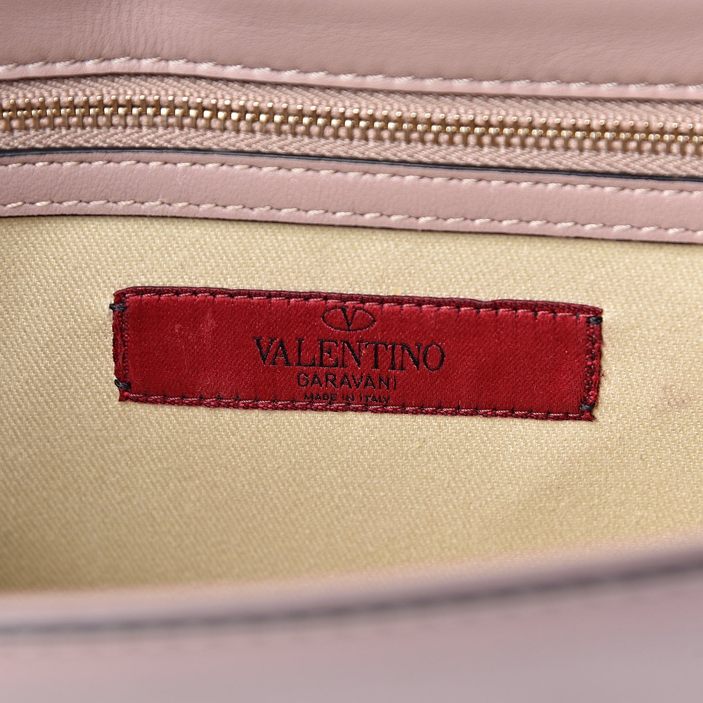 Vitello Medium Glam Lock Rockstud Flap Poudre
