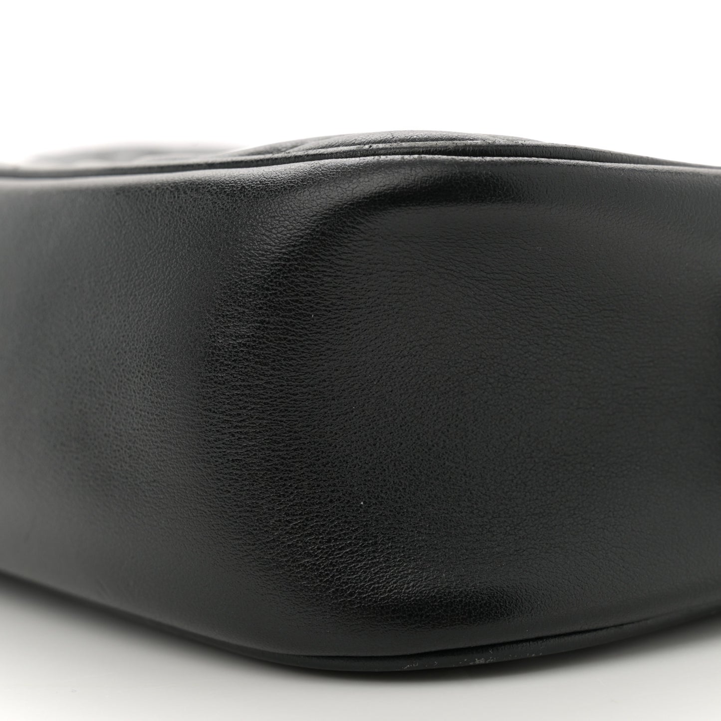 Calfskin Matelasse Small GG Marmont Chain Shoulder Bag Black