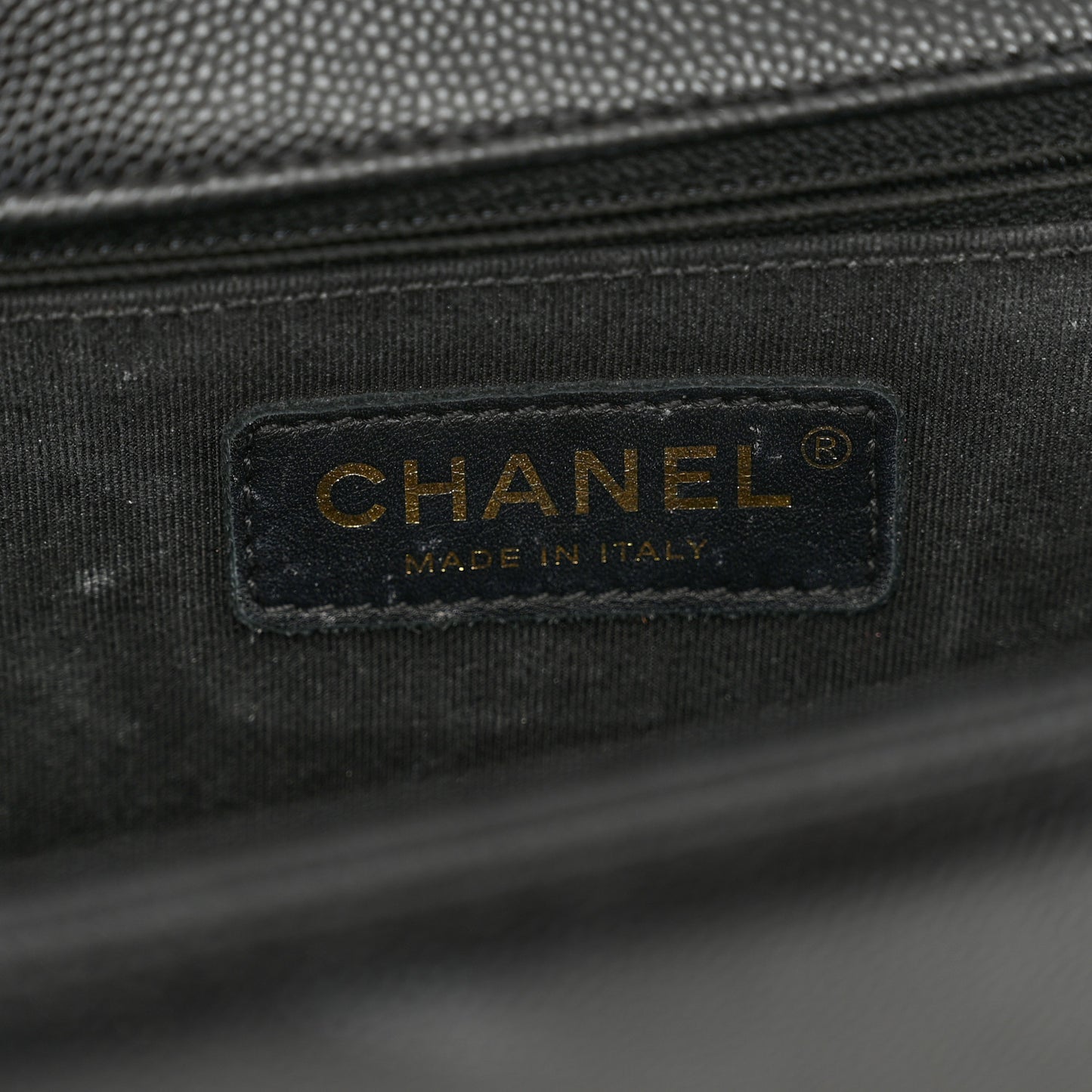 Caviar Quilted New Medium Boy Flap Black