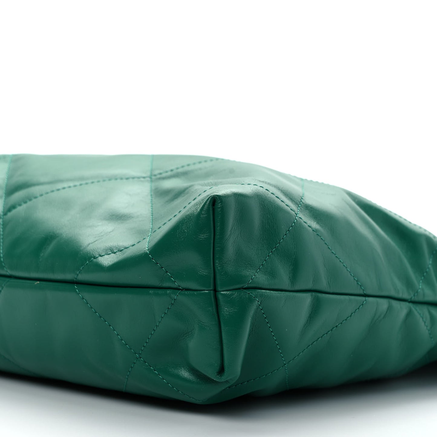 Shiny Calfskin Quilted Small Chanel 22 Green