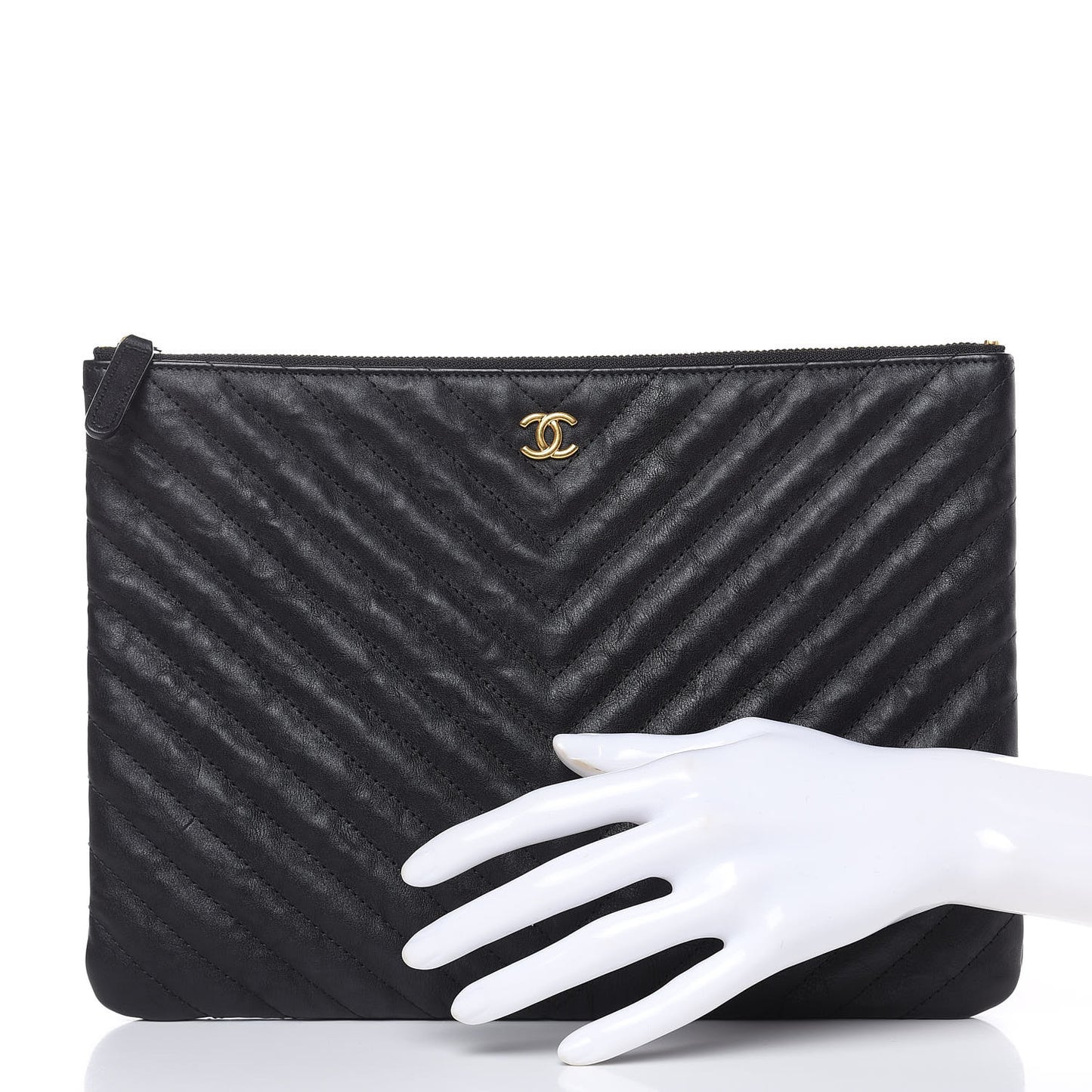 Crumpled Calfskin Chevron Quilted Medium Cosmetic Case Black