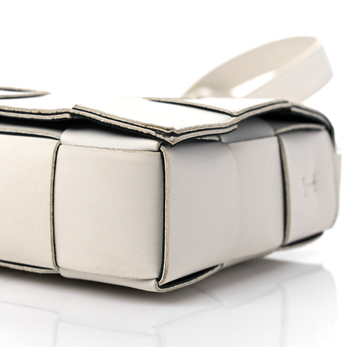 Lambskin Maxi Intrecciato Cassette Crossbody Bag White