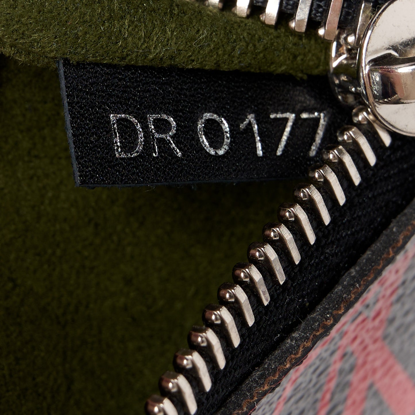 Monogram Infrarouge Pochette Metis