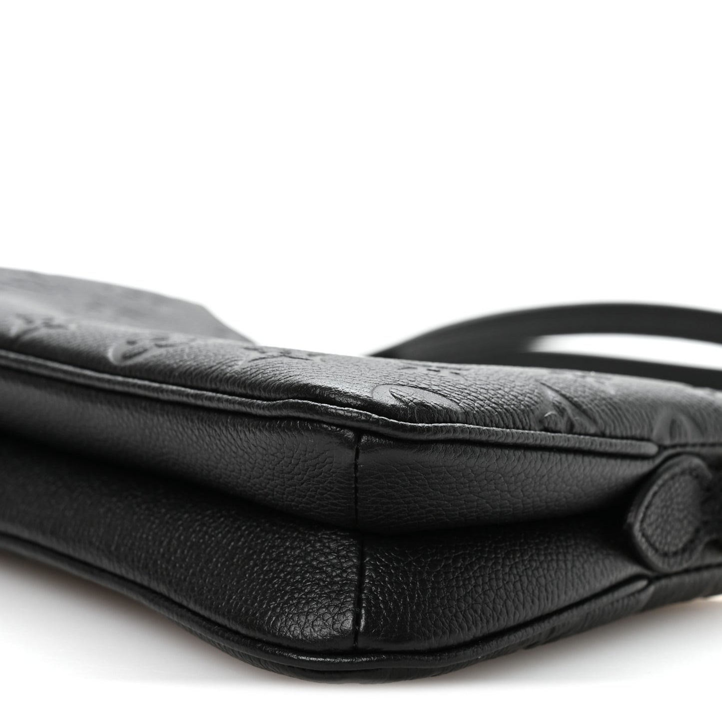 Empreinte Monogram Liv Pochette Black