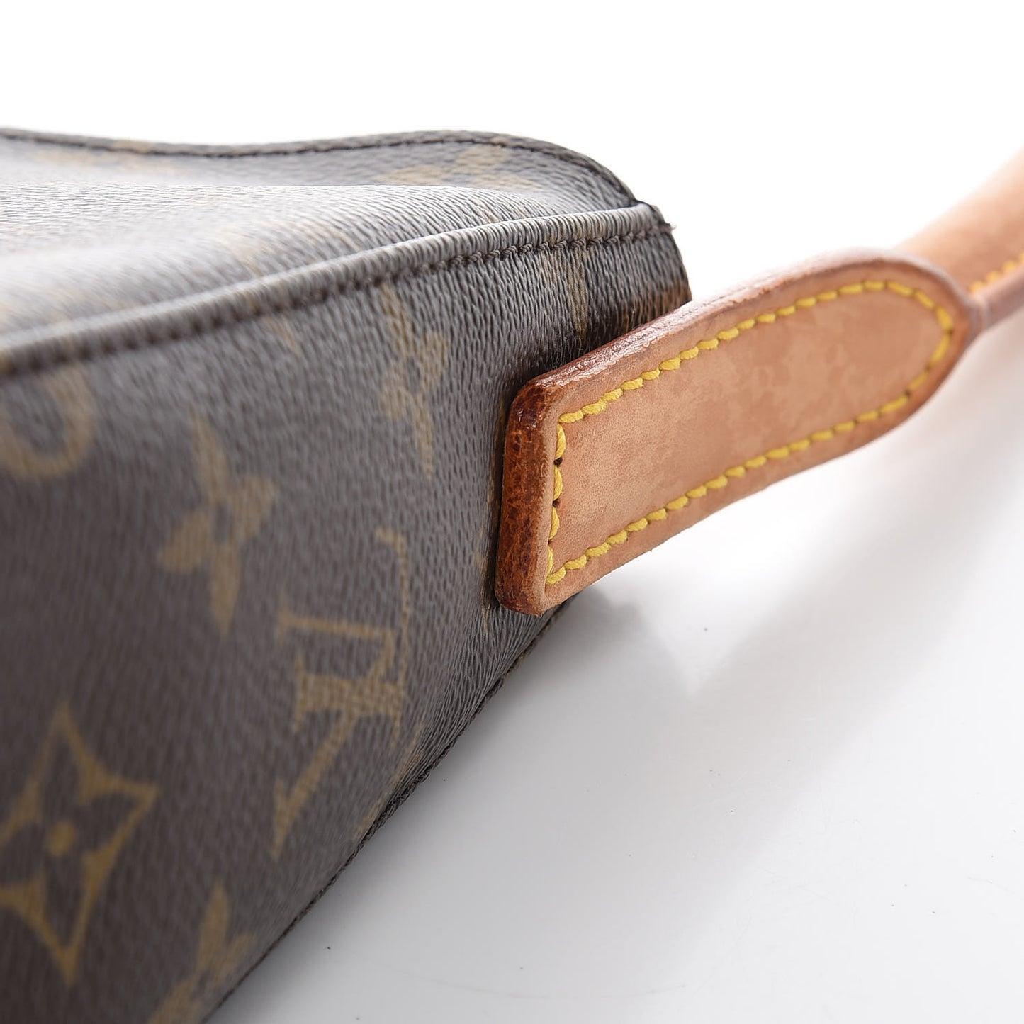 Monogram Looping MM